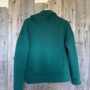 GapFit Quilted Jacquard Hoodie